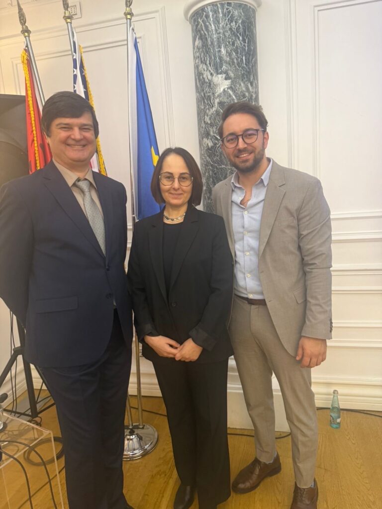 signal-2025-12-11-13-12-32-064-2